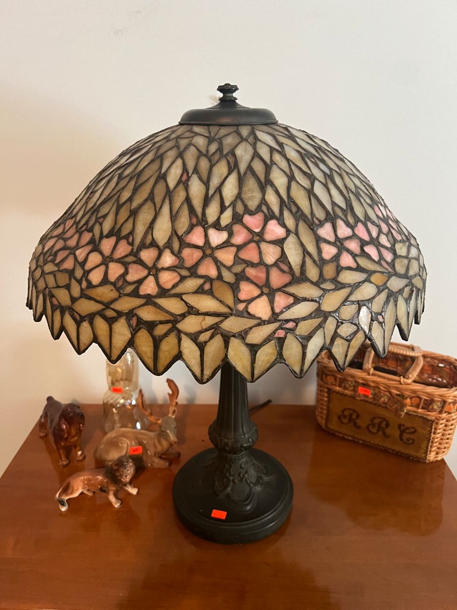 Antique Leaded Glass HANDEL ‘Style’ Lamp