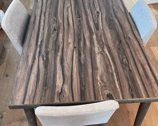 Kitchen Table with 4 chairs