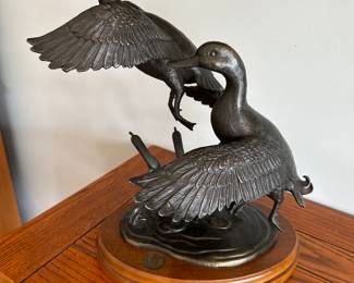 Bronze waterfowl sculpture