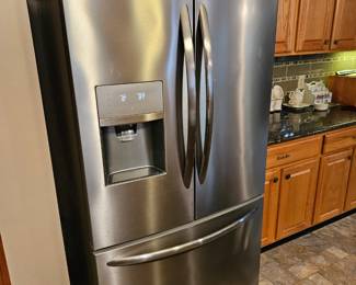 Frigidaire gallery stainless steel refrigerator 