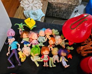 Strawberry shortcake dolls