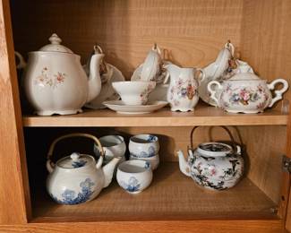 Tea pots