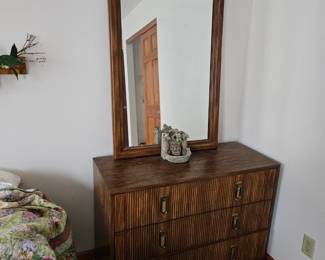Vintage dresser
