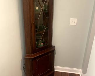 Corner Cabinet Curio