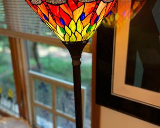 Beautiful dragon fly stained glass lamp
