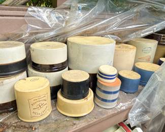 Crocks, stoneware, jugs