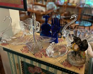 Vintage swan dishes