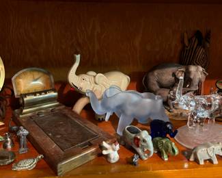 Vintage elephants, art deco note pad/clock