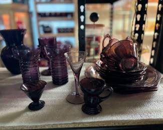 Cambridge amethyst glass