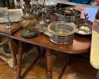 Vintage drop leaf table