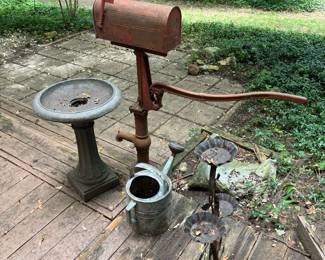 Vintage garden items 