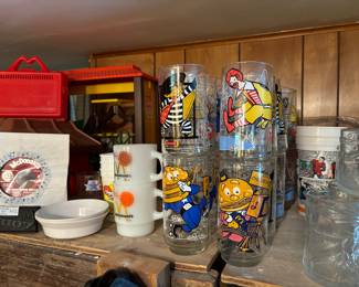 Vintage McDonalds and Burger King glasses 