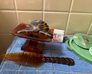 Vintage bathroom accessories