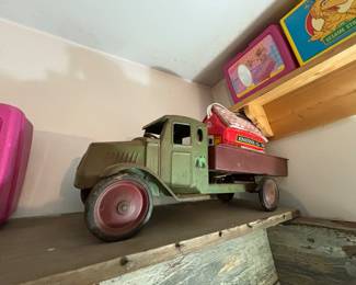 Antique steel craft toy truck in original fantastic condition