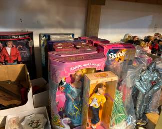 Many swan princess dolls Odette and friends