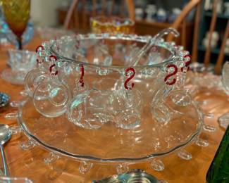 Gorgeous Heisey Lariat punch bowl set
