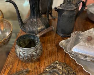 Lion door knocker, pitchers 