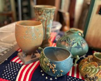 Roseville pottery, bush berry, futura, art deco