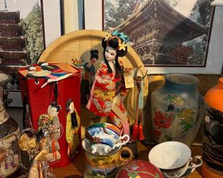 Vintage Chinese / asian decor