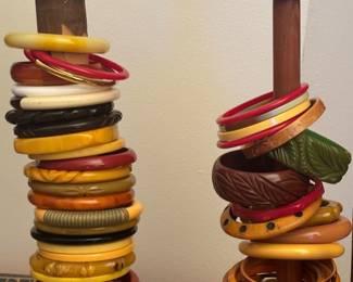 Antique Art Deco Bakelite / Catalin bangle bracelets 