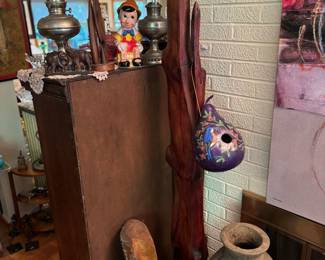 Beautiful wood sculpture, vase, birdhouse 