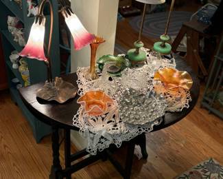 Antique gate leg table, tulip lamp, jadeite lamps, carnival glass