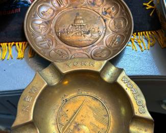 Worlds fair ash trays 