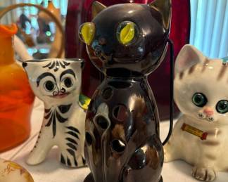 Super cute mid century cat items 