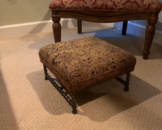 Small foot stool