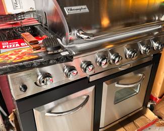 Charmglow 
Brand New out of the box outdoor grill