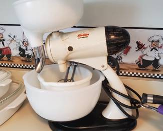 Vintage sunbeam  mixmaster with juicer