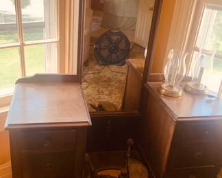 Vintage Vanity ~Stool~ As Is 