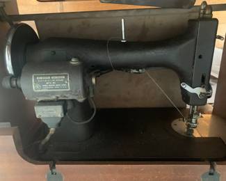 Vintage Sewing Machine 