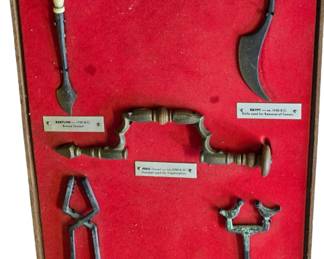 Reproduction collection of Surgical instruments