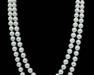 Double Strand of 169 Pearls
9-9-1/2mm size pearls