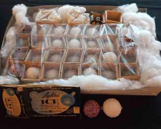Rare Christmas Lighted Ice Snowball Light Bulbs