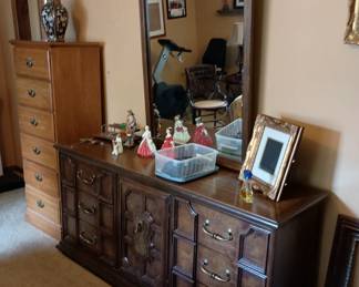 Dresser with Mirror 
Mediterranean look 