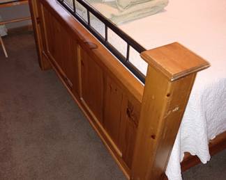 Queen footboard 