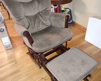 Platform Rocker with ottoman 
Maker: Shermag