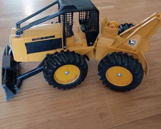 Ertl 1/16 scale , nice condition 