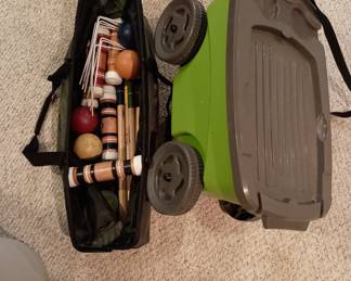 Eddie Bauer 
Croquet Set 