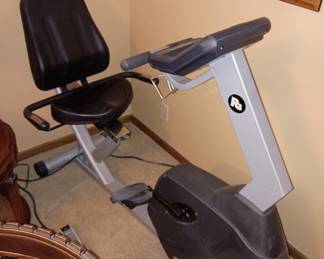 Recumbent exercise equipment 
Maker :  Life Span   model. R 3
