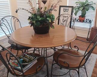 Like New  Ethan Allen wrought iron and cherry wood dining set
