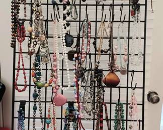 Handmade natural stone necklaces 