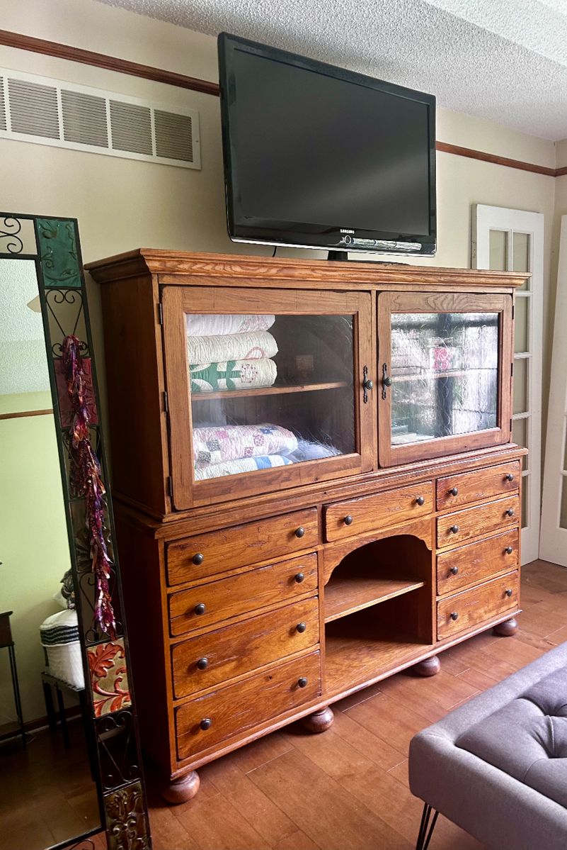 Olathe Estate Sale Vintage & Current Treasures... starts on 6/30/2024