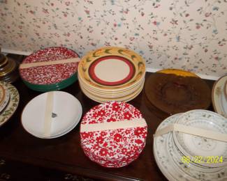 Red speckled plates pulled from sale