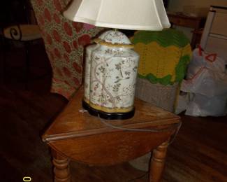cute little drop leaf table