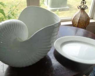 CERAMIC VASE PLATTER