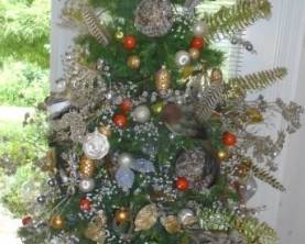 CHRISTMAS DECORATIONS