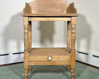 VINTAGE WOOD WASH STAND | Wooden washstand. - l. 24 x w. 16-1/2 x h. 37-1/4 in